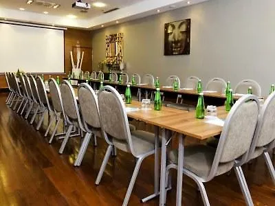 Hotel Nh 4*