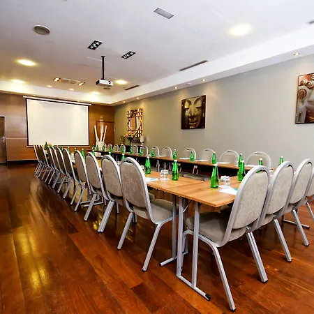 Nh Hotel Poznan